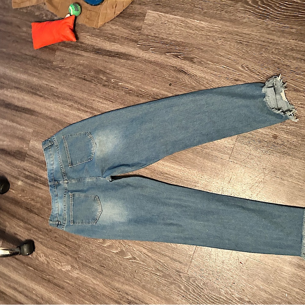 Jeans - Picture 5 of 6